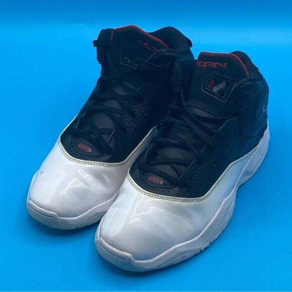 Jordan B'Loyal‎ Black White Red